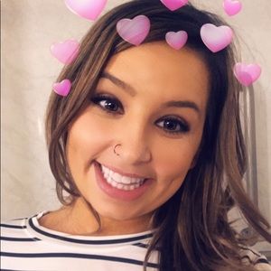 Meet your Posher, Stephanie